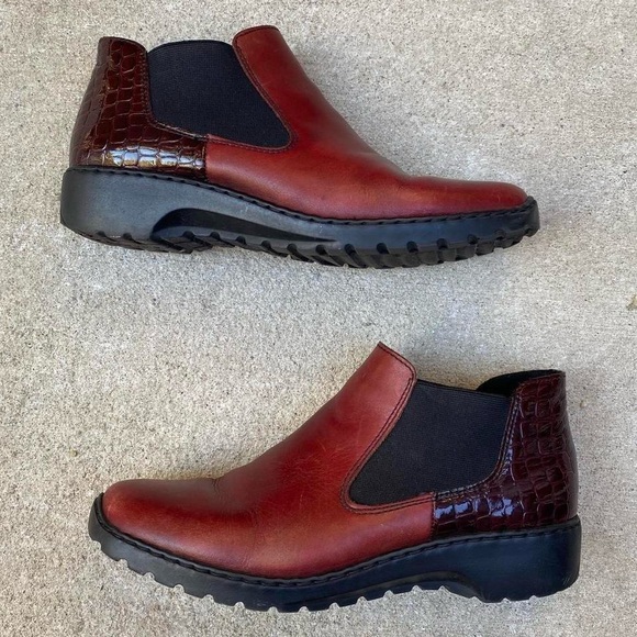 Rieker Warm Lined Red Booties - Picture 2 of 8